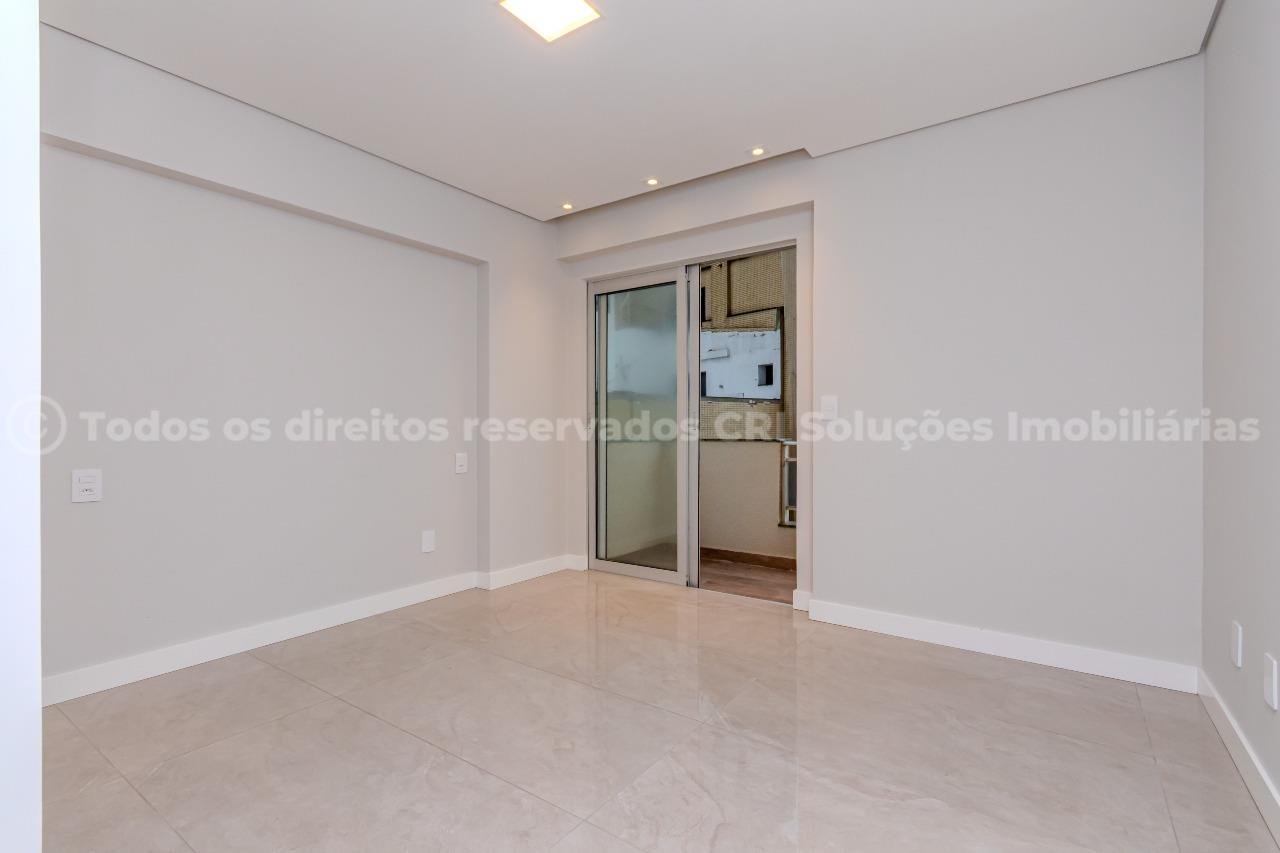 Foto do imóvel Apartamento frente mar à venda com 4 dormitórios no Edifício Saint Tropez em Balneário Camboriú