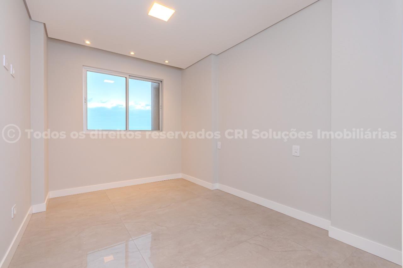 Foto do imóvel Apartamento frente mar à venda com 4 dormitórios no Edifício Saint Tropez em Balneário Camboriú