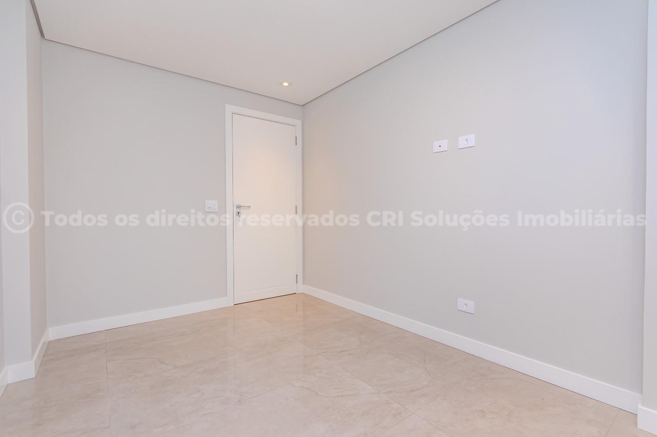 Foto do imóvel Apartamento frente mar à venda com 4 dormitórios no Edifício Saint Tropez em Balneário Camboriú