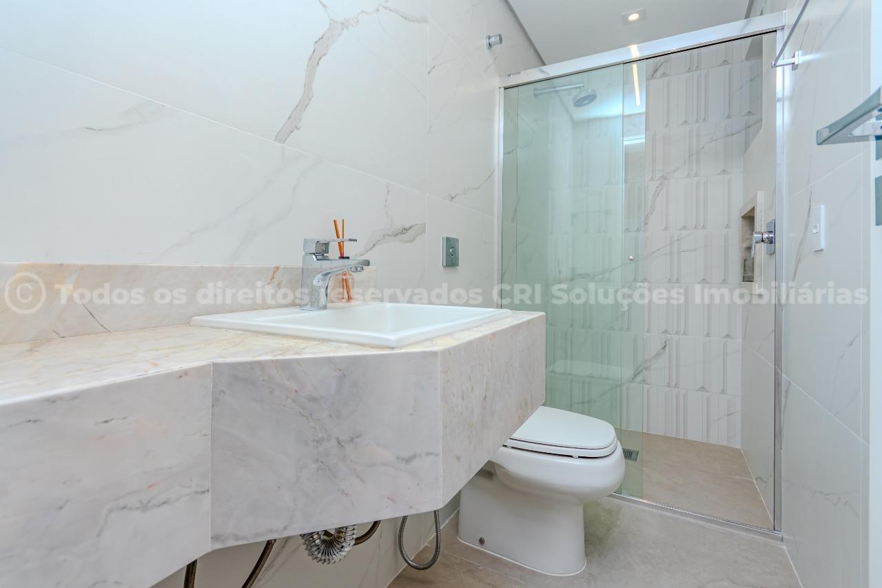 Foto do imóvel Apartamento frente mar à venda com 4 dormitórios no Edifício Saint Tropez em Balneário Camboriú