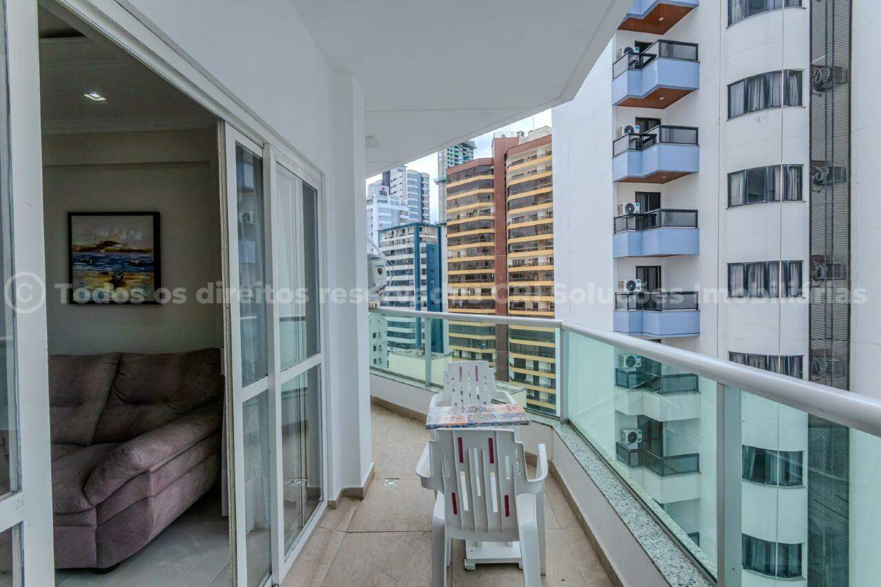 Foto do imóvel Apartamento à venda com 3 dormitórios sendo 1 suíte e 1 vga de garagem no Edifício Paris de Balneário Camboriú