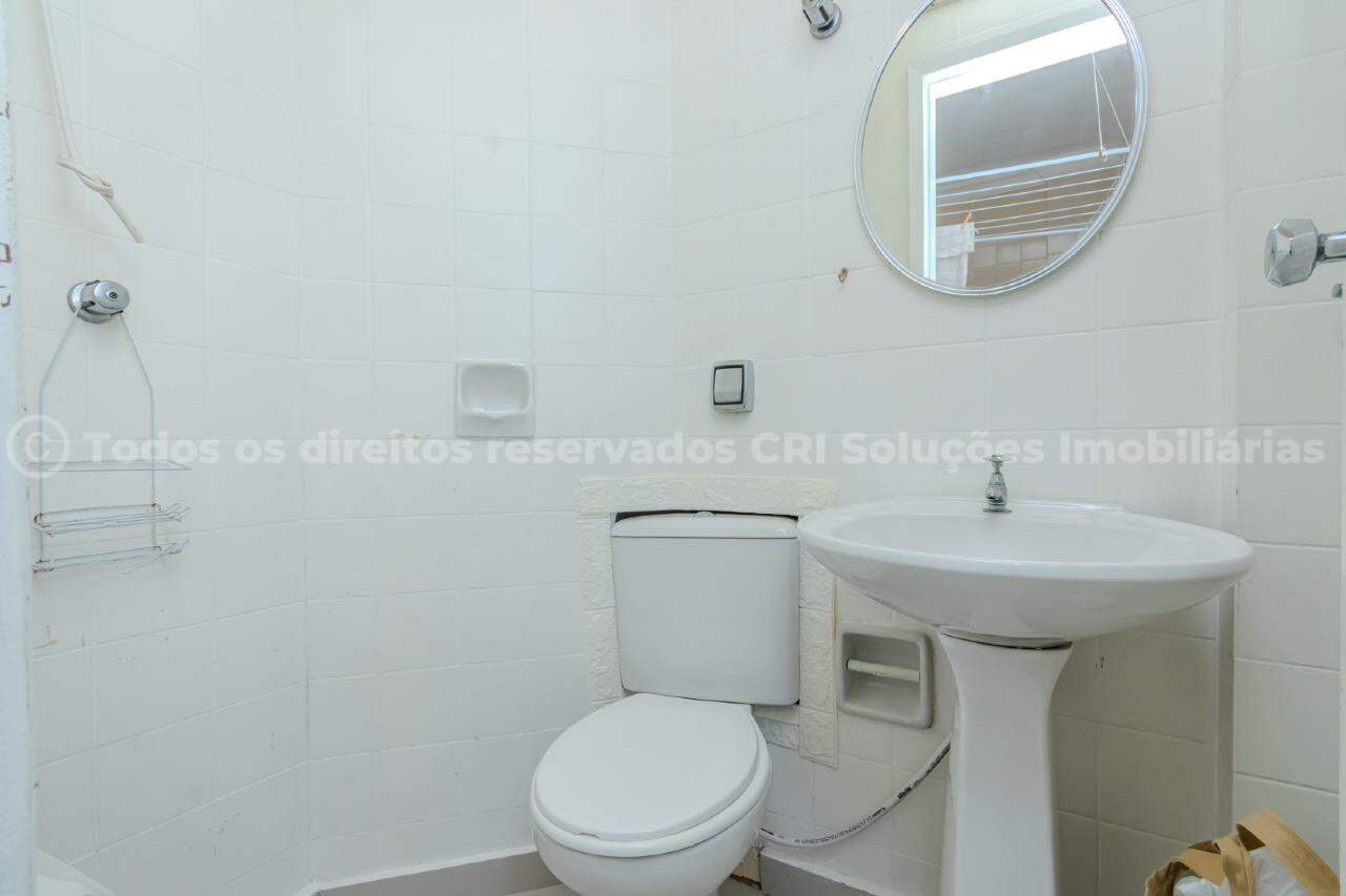 Foto do imóvel Apartamento à venda com 3 dormitórios sendo 1 suíte e 1 vga de garagem no Edifício Paris de Balneário Camboriú