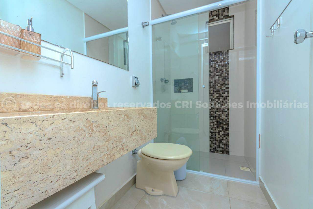 Foto do imóvel Apartamento à venda com 3 dormitórios sendo 1 suíte e 1 vga de garagem no Edifício Paris de Balneário Camboriú
