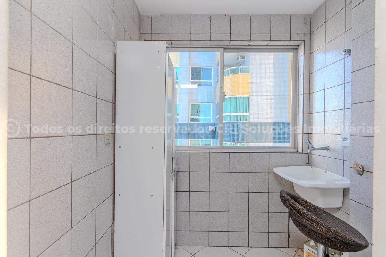 Foto do imóvel Apartamento à venda no centro de Balneário Camboriú com 2 quartos sendo 1 suíte e 1 vaga de garagem privativa no Edifício Alice