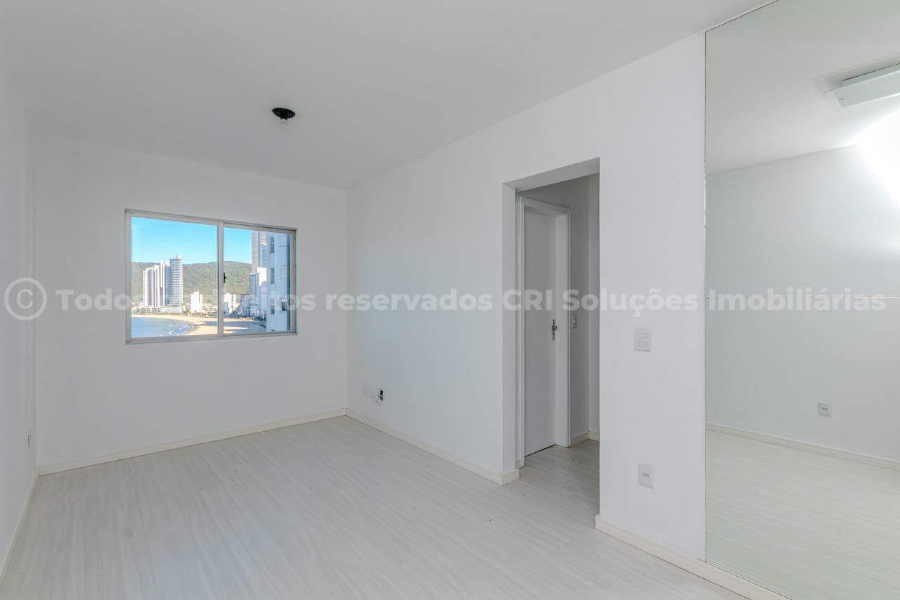 Foto do imóvel Apartamento à venda no centro de Balneário Camboriú com 2 quartos sendo 1 suíte e 1 vaga de garagem privativa no Edifício Alice