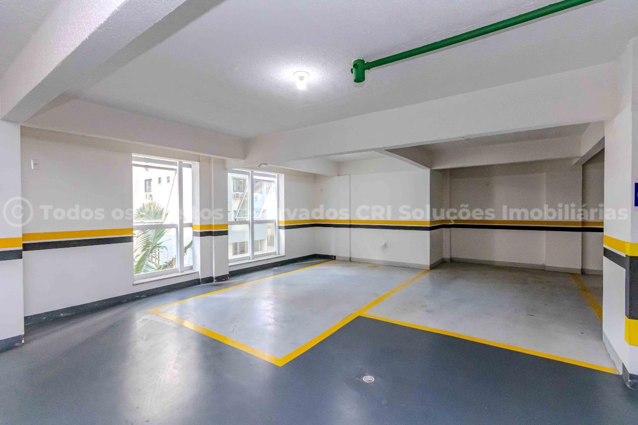 Foto do imóvel Amplo apartamento à venda no centro de Balneário Camboriú com 3 suítes e 3 vagas de garagem no Edifício Cidade de Padua