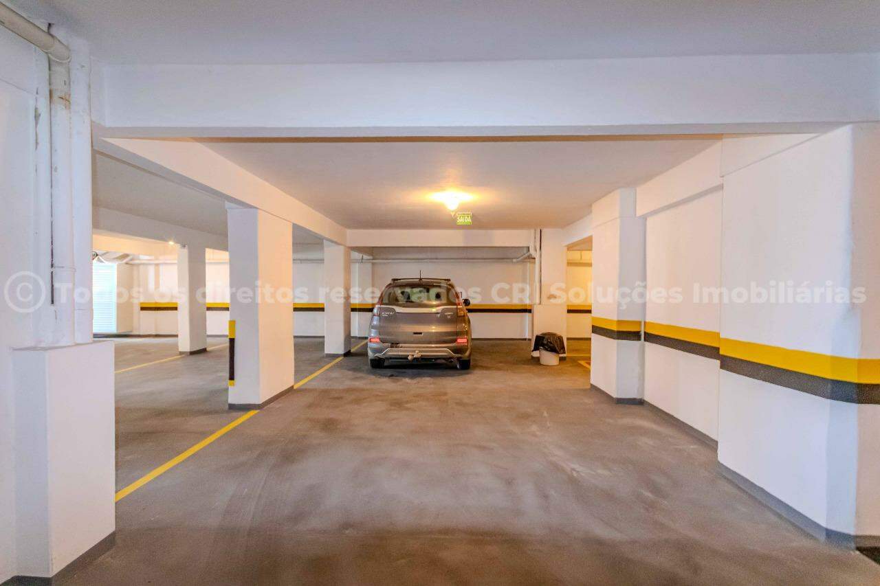 Foto do imóvel Apartamento frente-mar à venda com 3 suítes e 2 vagas de garagem no Edifício Porta do Sol , na Avenida Atlântica, no Centro de Balneário Camboriú