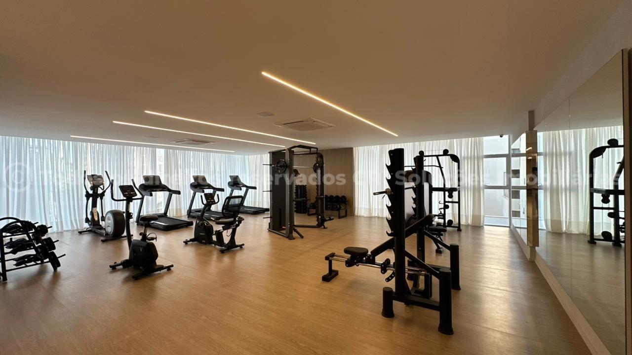 Foto do imóvel Amplo apartamento à venda com 3 suítes, 3 vagas de garagem e área de lazer completa no Horizon Residence, no centro de Balneário Camboriú