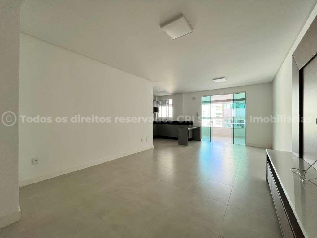 Foto do imóvel Apartamento a venda no Edificio Residencial Bordo com 3 quartos em Itapema na Meia Praia