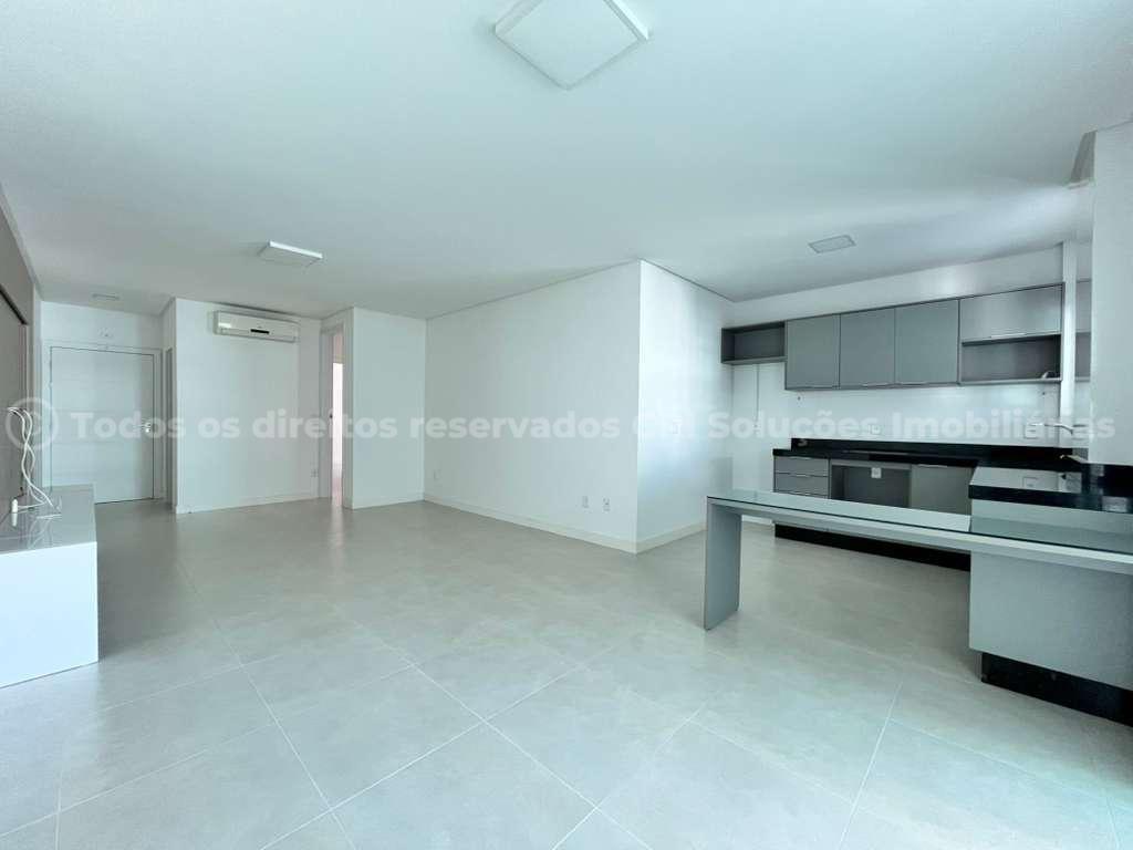 Foto do imóvel Apartamento a venda no Edificio Residencial Bordo com 3 quartos em Itapema na Meia Praia