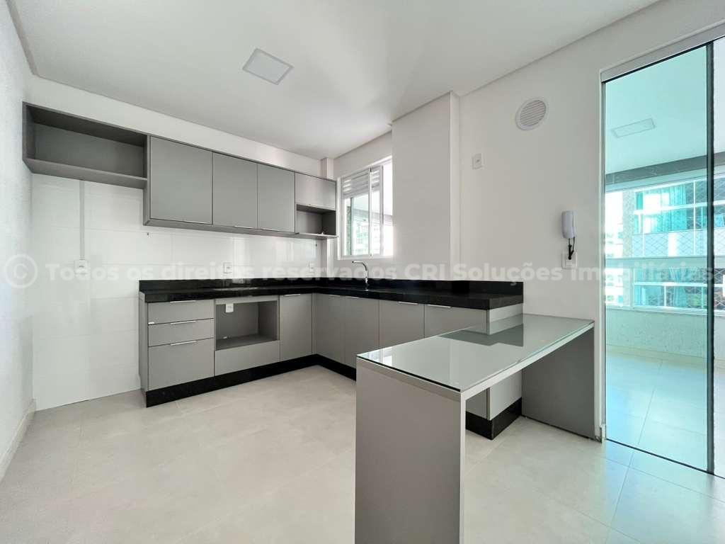 Foto do imóvel Apartamento a venda no Edificio Residencial Bordo com 3 quartos em Itapema na Meia Praia