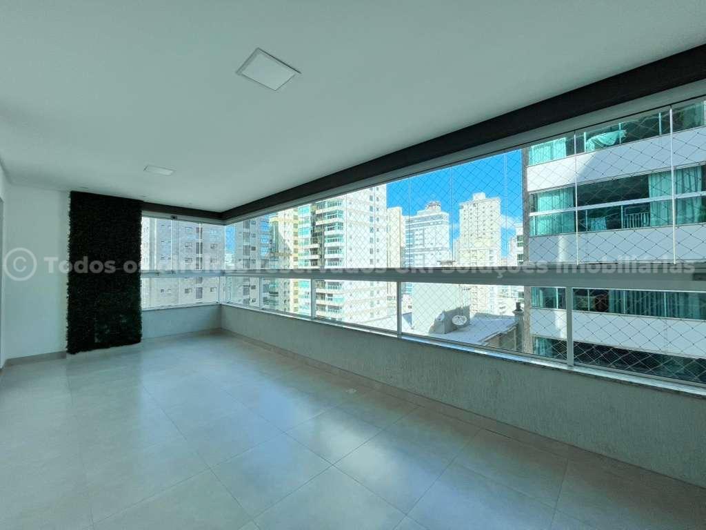 Foto do imóvel Apartamento a venda no Edificio Residencial Bordo com 3 quartos em Itapema na Meia Praia