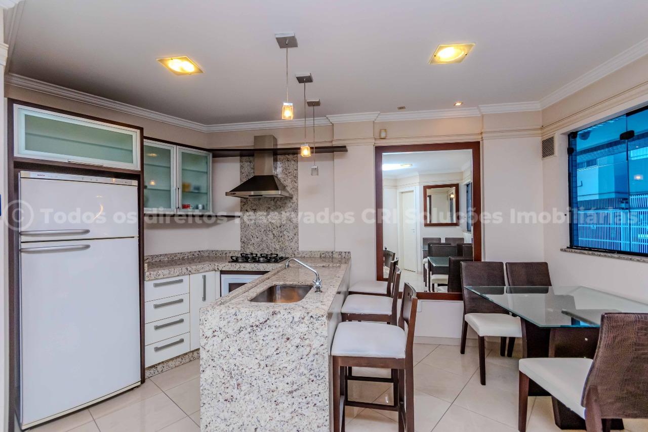 Foto do imóvel Apartamento à venda com 3 dormitórios sendo 1 suíte e 2 vagas de garagem individuais no Edifício Ilha de Mikonos na Barra Sul de Balneário Camboriú