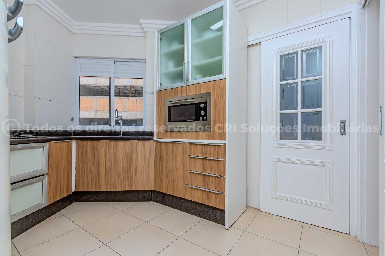 Foto do imóvel Apartamento à venda com 3 dormitórios sendo 1 suíte e 2 vagas de garagem individuais no Edifício Ilha de Mikonos na Barra Sul de Balneário Camboriú
