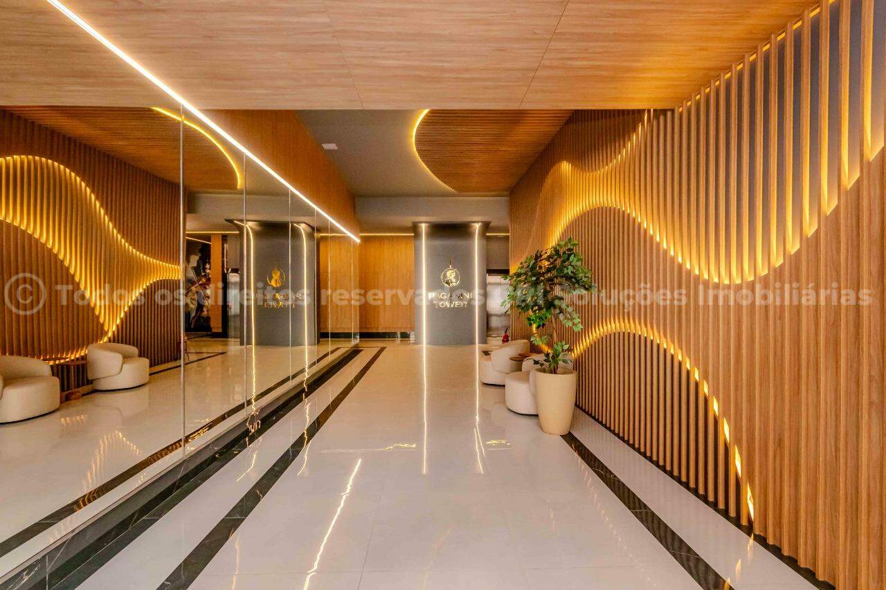 Foto do imóvel Apartamento à venda com 2 suítes e 1 vaga de garagem no Edifício Paganini Tower no centro de Balneário Camboriú