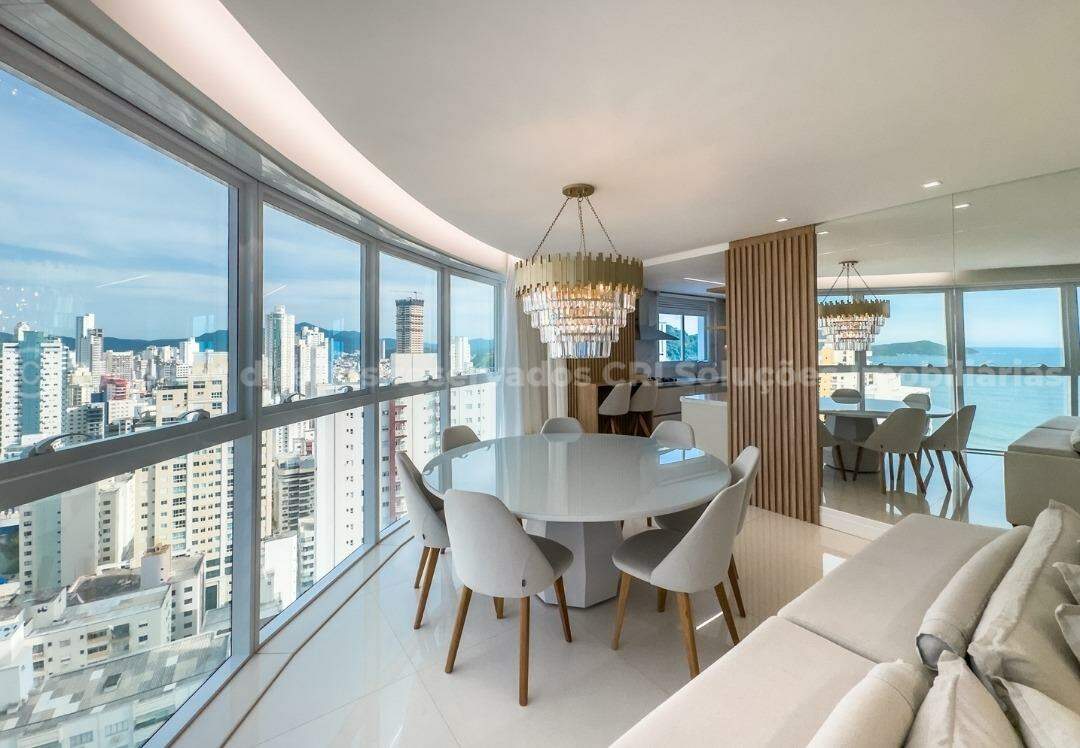 Foto do imóvel Apartamento à venda com 4 suítes no Olympo Tower no centro de Balneário Camboriú | Vida na praia
