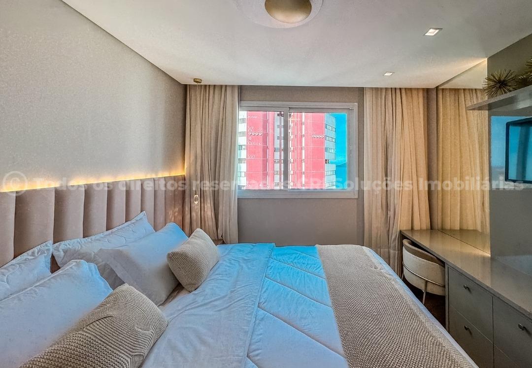 Foto do imóvel Apartamento à venda com 4 suítes no Olympo Tower no centro de Balneário Camboriú | Vida na praia