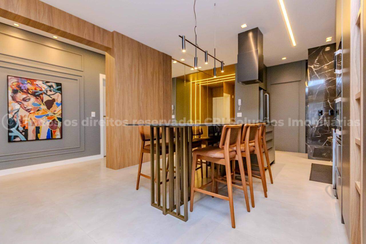 Foto do imóvel Apartamento mobiliado à venda com 3 suítes e 4 vagas de garagem no Edifício Costa Esmeralda, na Barra Norte de Balneário Camboriú