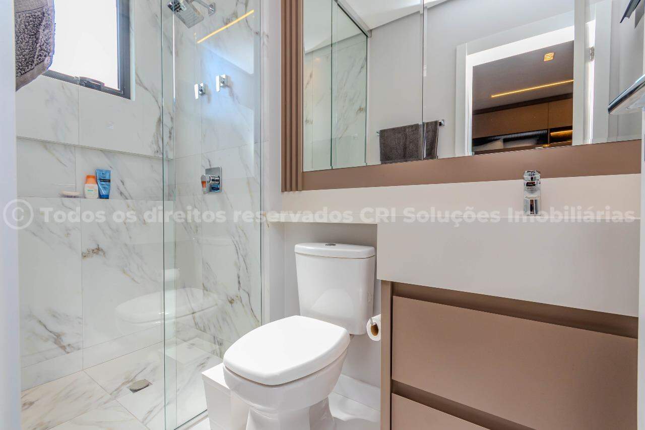 Foto do imóvel Apartamento mobiliado à venda com 3 suítes e 4 vagas de garagem no Edifício Costa Esmeralda, na Barra Norte de Balneário Camboriú