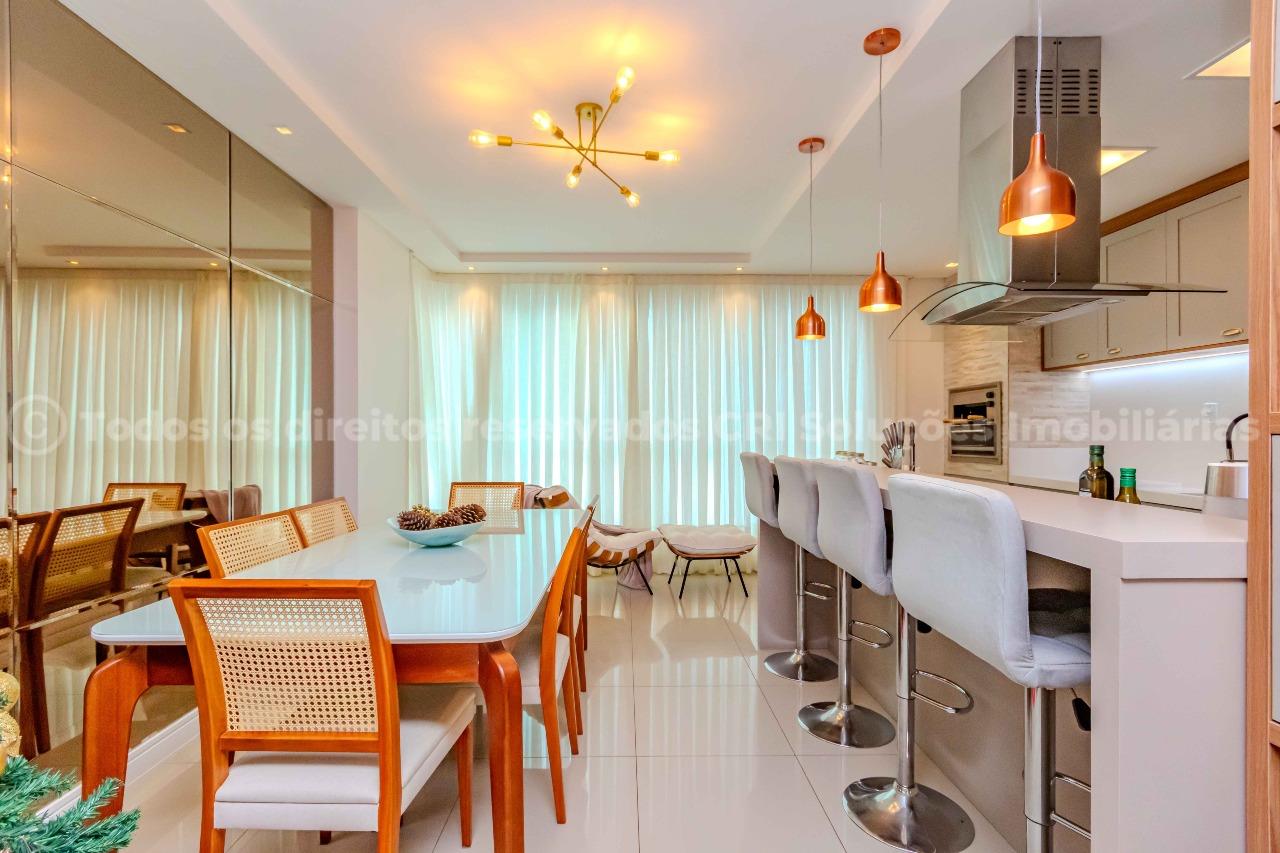 Foto do imóvel Apartamento à venda com 3 dormitórios sendo 1 suíte do Edifício Figueira da Foz no centro de Balneário Camboriú