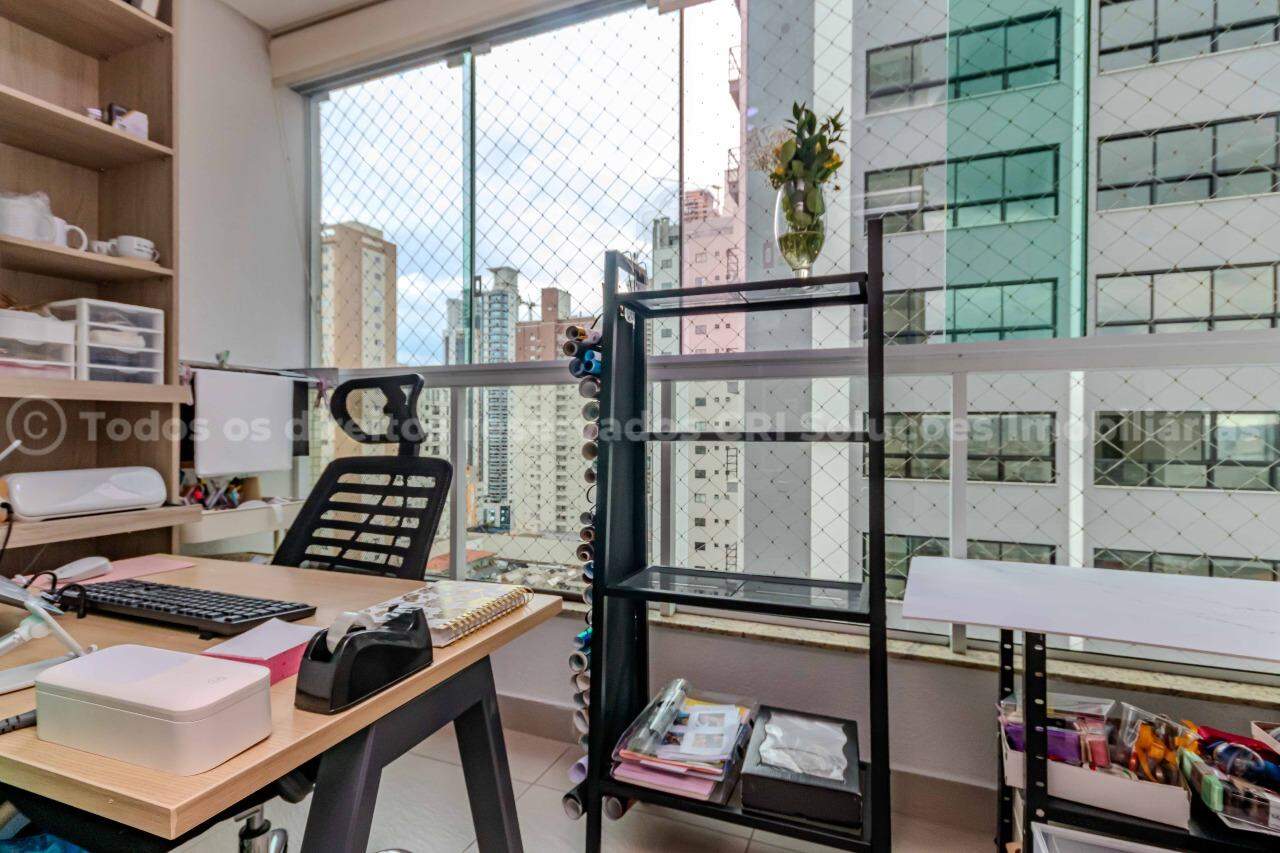 Foto do imóvel Apartamento à venda com 3 dormitórios sendo 1 suíte do Edifício Figueira da Foz no centro de Balneário Camboriú