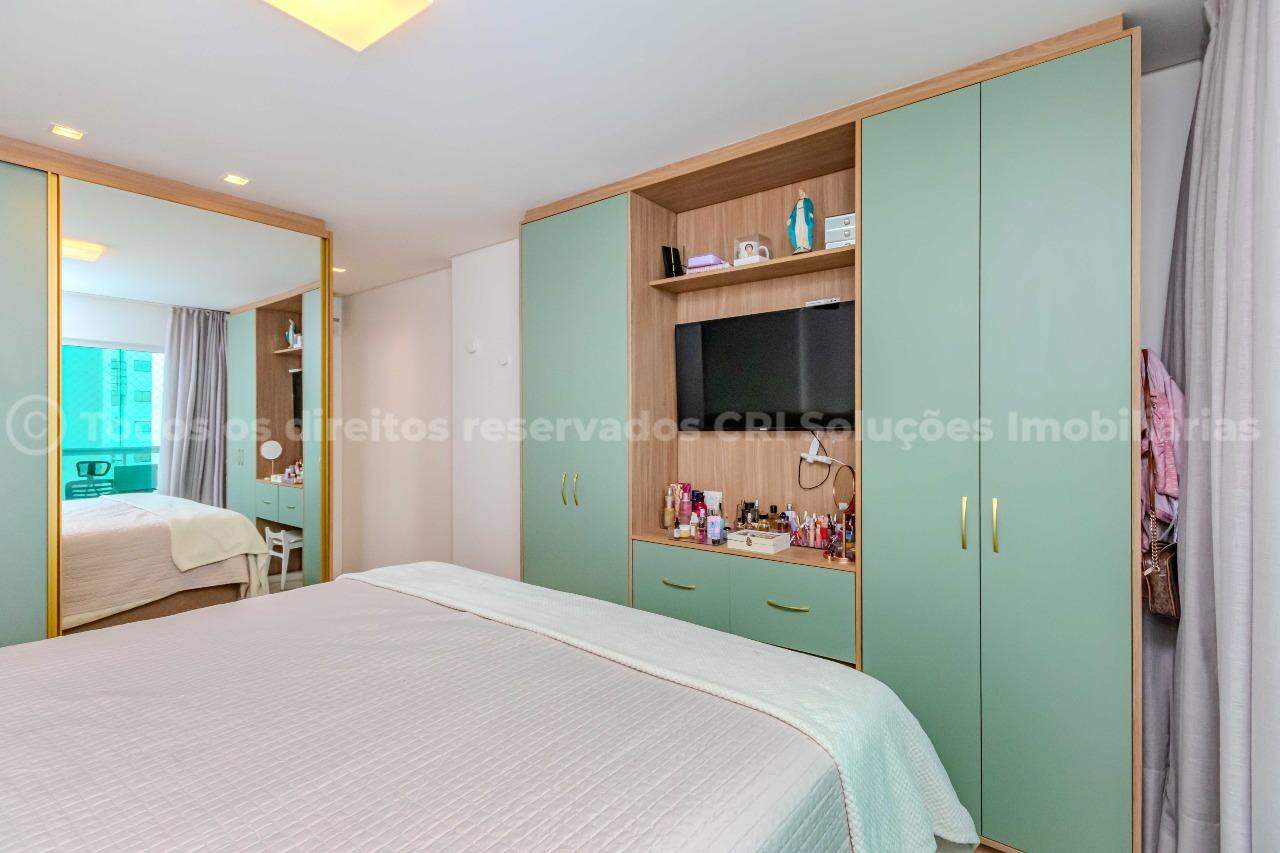 Foto do imóvel Apartamento à venda com 3 dormitórios sendo 1 suíte do Edifício Figueira da Foz no centro de Balneário Camboriú