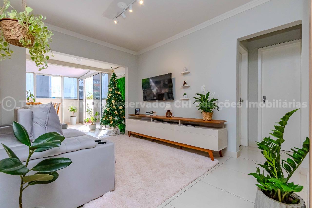 Foto do imóvel Apartamento à venda com 2 dormitórios sendo 1 suíte e 1 vaga de garagem no Edifício Vale do Reno, no coração de Balneário Camboriú
