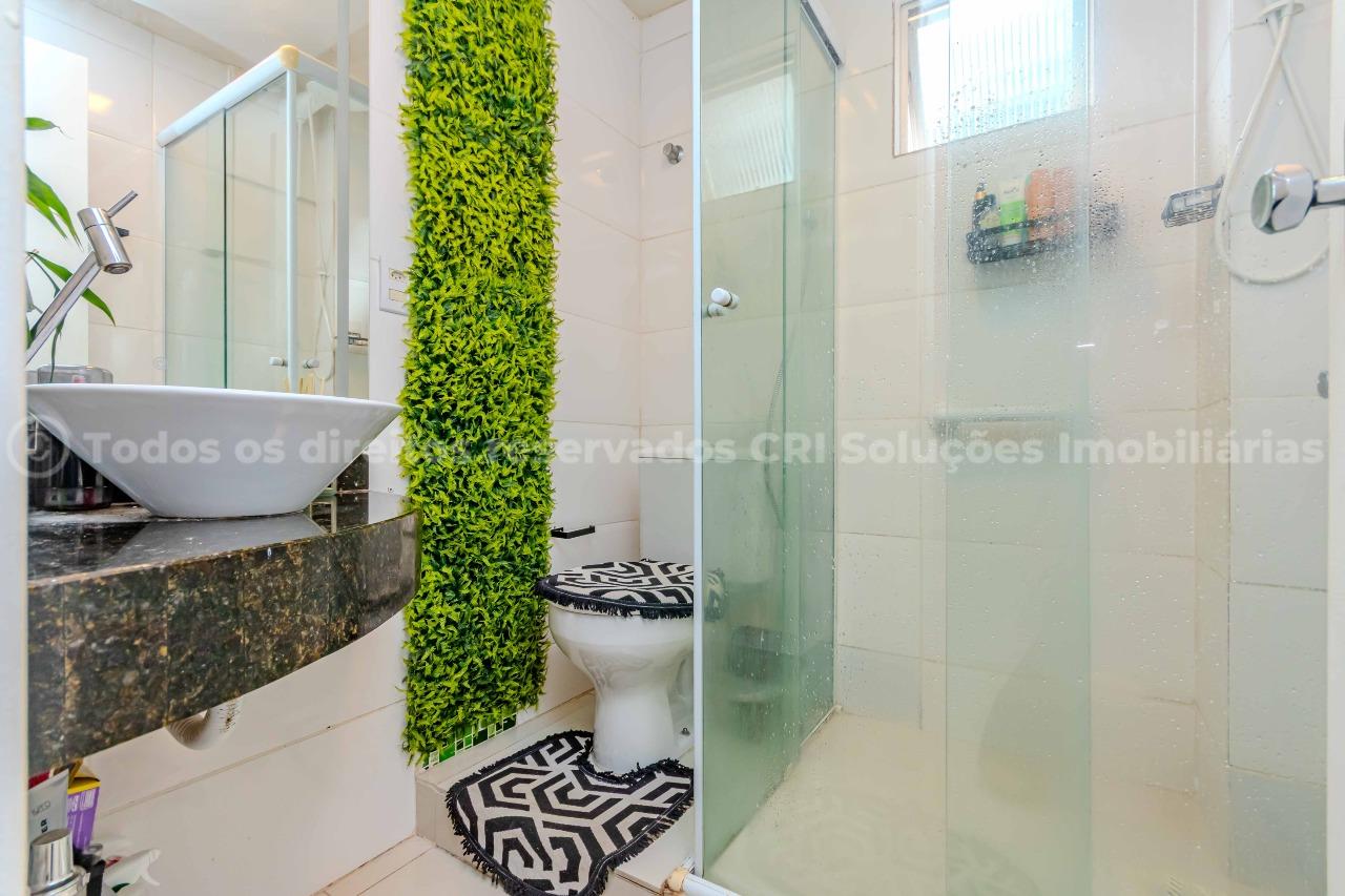 Foto do imóvel Apartamento à venda com 2 dormitórios sendo 1 suíte e 1 vaga de garagem no Edifício Vale do Reno, no coração de Balneário Camboriú