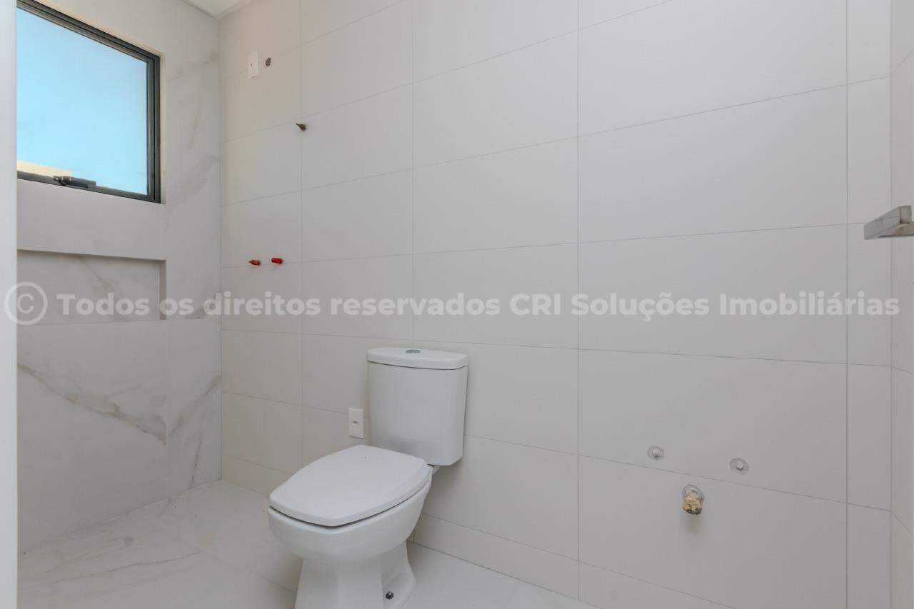 Foto do imóvel Apartamento alto padrão à venda com 3 suítes e 2 vagas de garagem no Surfers Paradise, na cobiçada Praia Brava de Itajaí