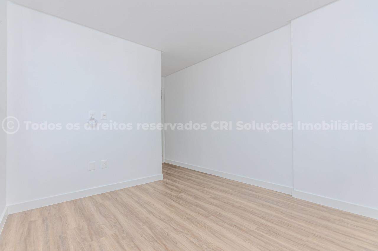 Foto do imóvel Apartamento alto padrão à venda com 3 suítes e 2 vagas de garagem no Surfers Paradise, na cobiçada Praia Brava de Itajaí