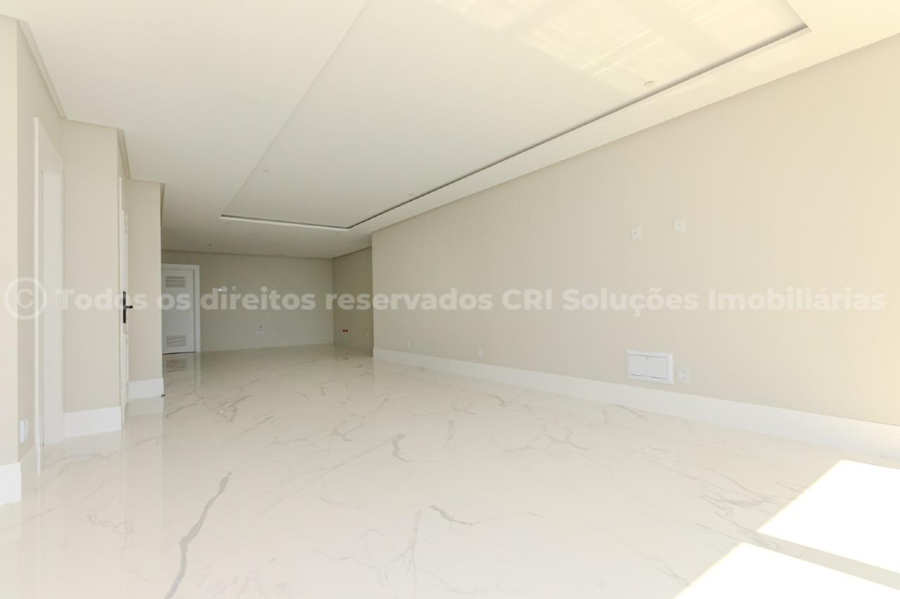 Foto do imóvel Apartamento frente-mar à venda com 4 suítes, 4 vagas de garagem e vista para a FG Big Wheel, no Boreal Tower, na Barra Norte de Balneário Camboriú