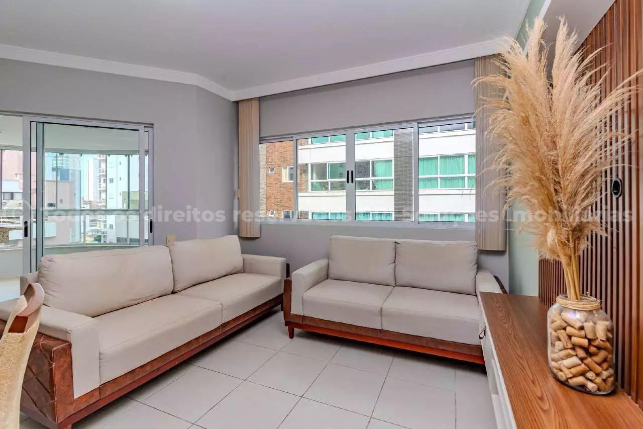 Foto do imóvel Apartamendo a venda no Baia dos Golfinhos com 03 Quartos sendo 01 Suite em Balneario Camboriu