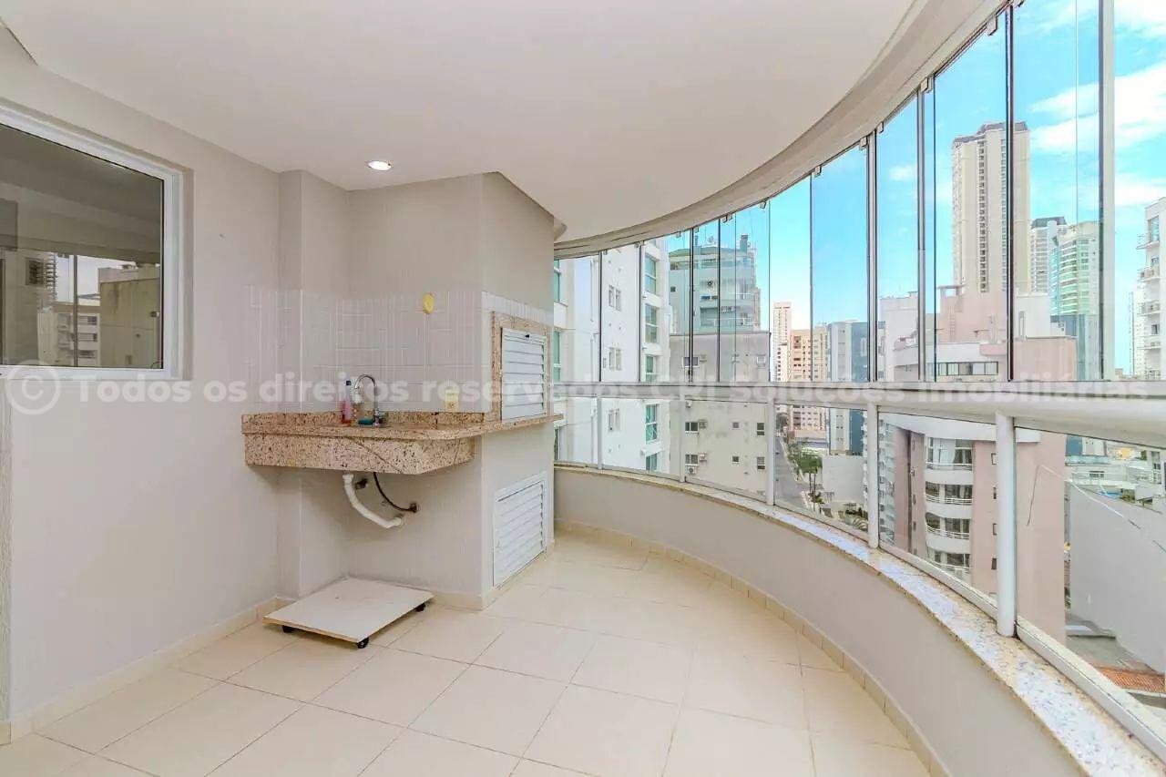Foto do imóvel Apartamendo a venda no Baia dos Golfinhos com 03 Quartos sendo 01 Suite em Balneario Camboriu