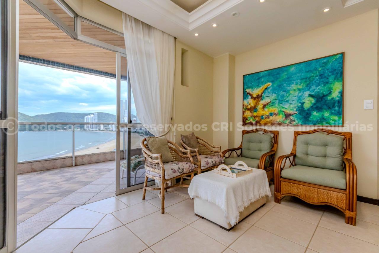 Foto do imóvel Apartamento frente mar à venda com 3 dormitórios sendo 1 suíte e 1 vaga de garagem no Lago Maggiore , na valorizada Barra Sul de Balneário Camboriú