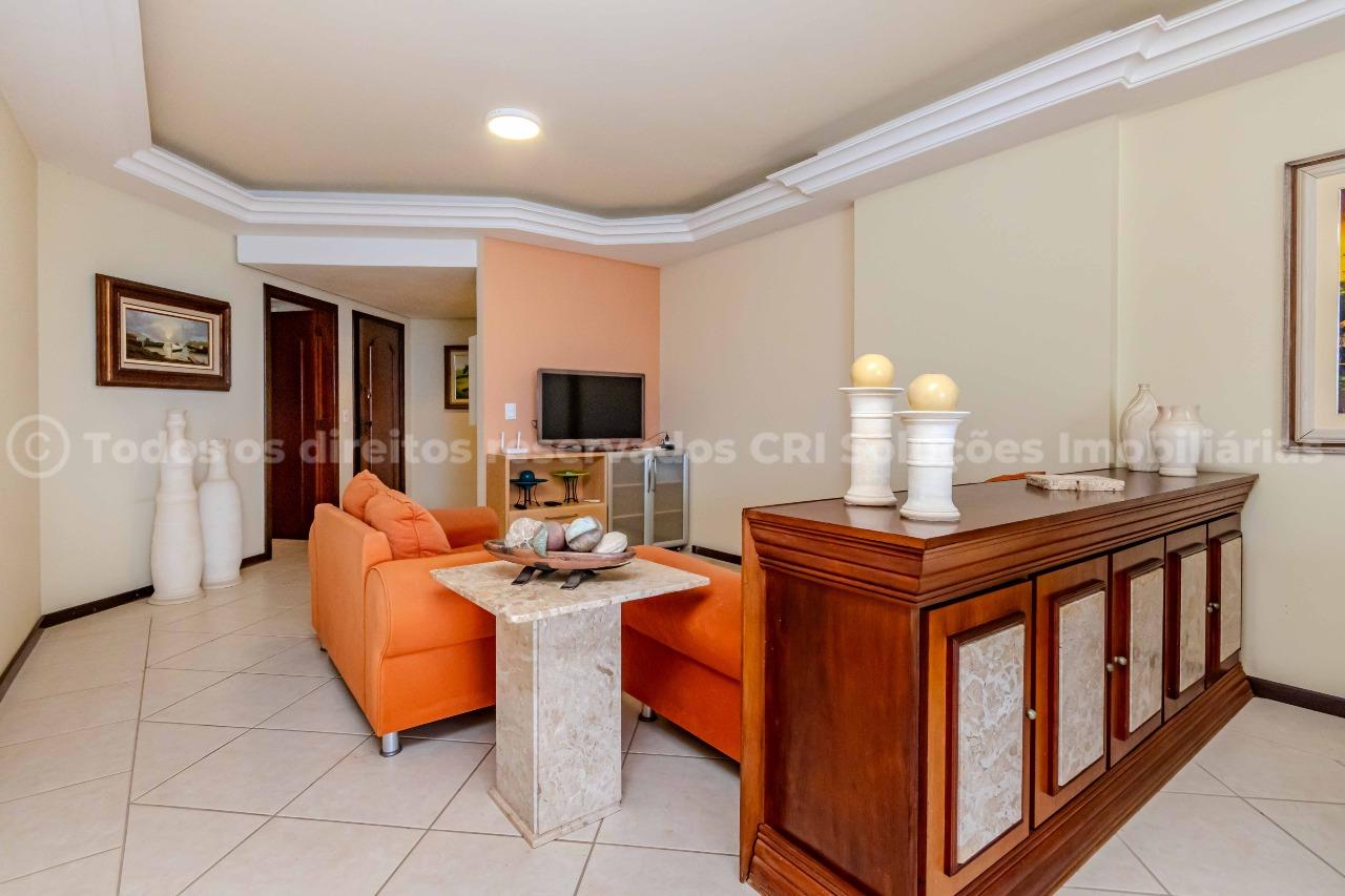 Foto do imóvel Apartamento frente mar à venda com 3 dormitórios sendo 1 suíte e 1 vaga de garagem no Lago Maggiore , na valorizada Barra Sul de Balneário Camboriú