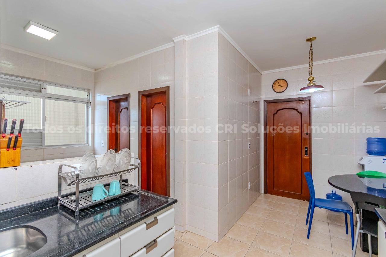Foto do imóvel Apartamento frente mar à venda com 3 dormitórios sendo 1 suíte e 1 vaga de garagem no Lago Maggiore , na valorizada Barra Sul de Balneário Camboriú