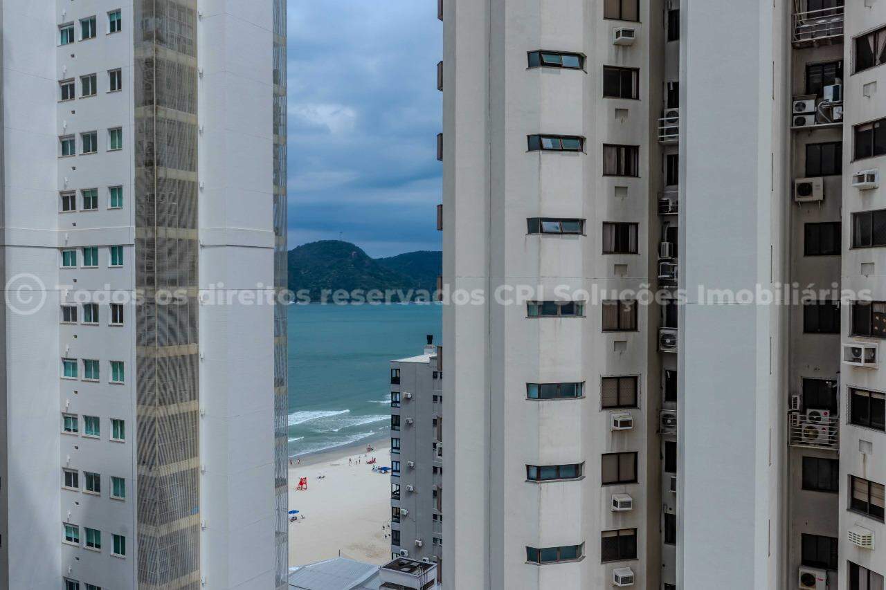 Foto do imóvel Aparatamento alto padrão à venda com 4 suítes e 3 vagas de garagem no La Belle Tour Residence em Balneário Camboriú
