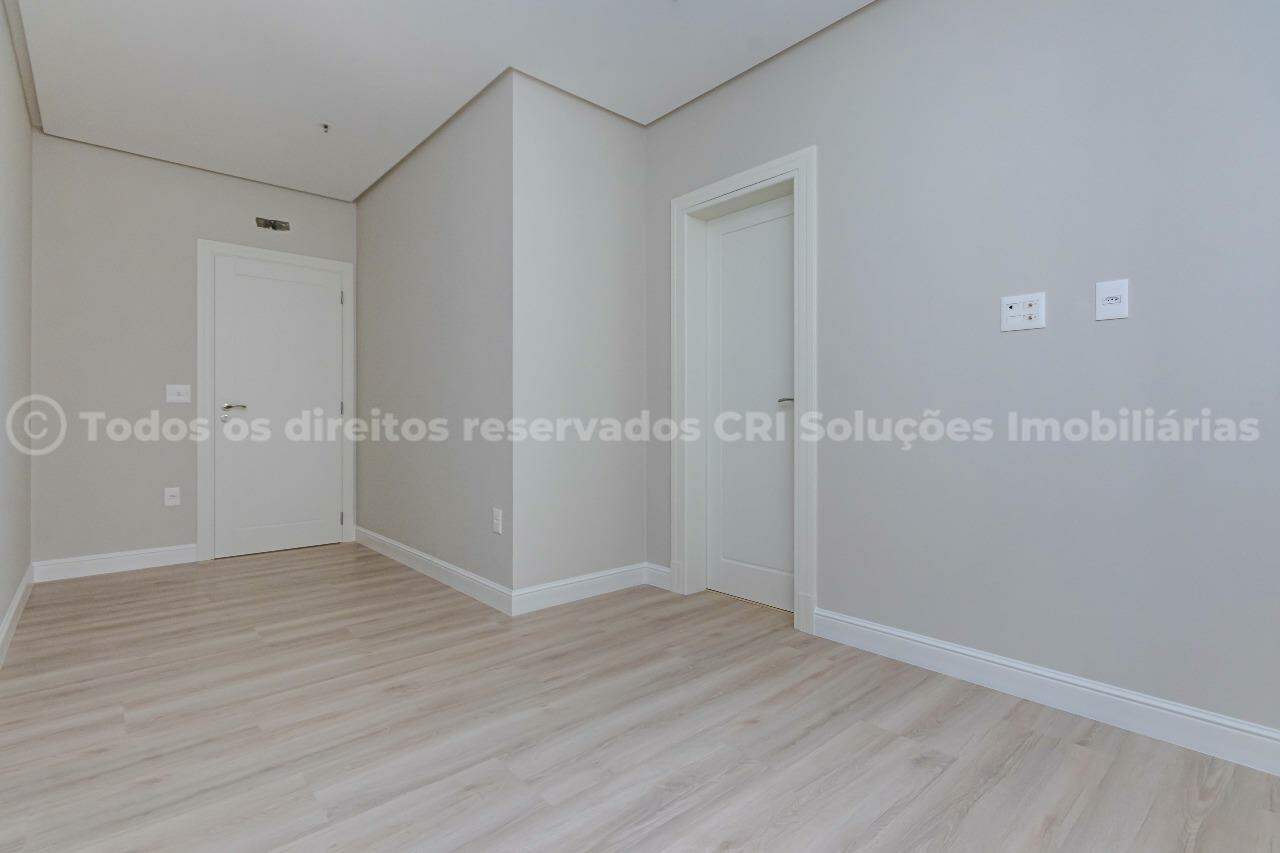 Foto do imóvel Aparatamento alto padrão à venda com 4 suítes e 3 vagas de garagem no La Belle Tour Residence em Balneário Camboriú