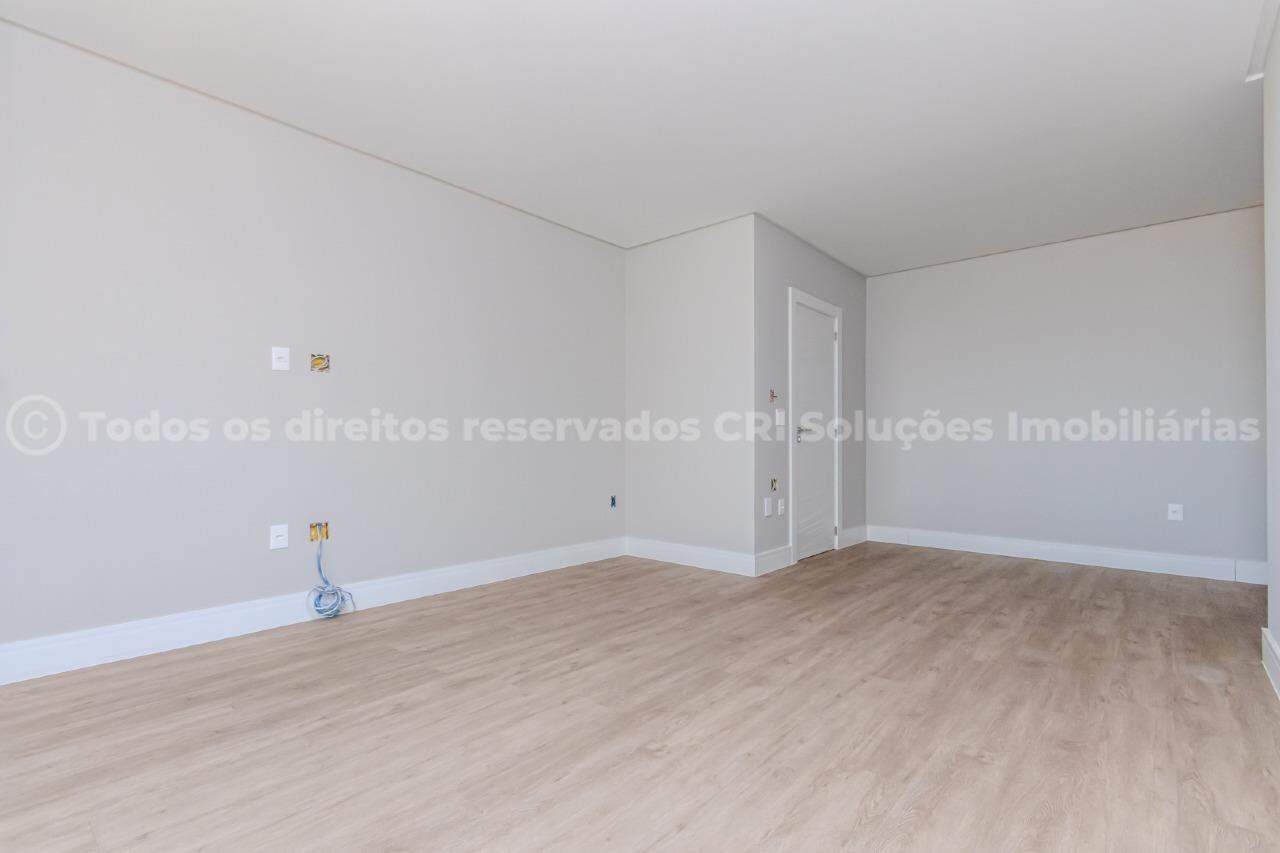 Foto do imóvel Cobertura Triplex de Alto Padrão com 4 Suítes e 4 Vagas de Garagem na Praia Brava – Itajaí