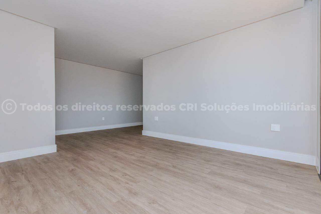 Foto do imóvel Cobertura Triplex de Alto Padrão com 4 Suítes e 4 Vagas de Garagem na Praia Brava – Itajaí