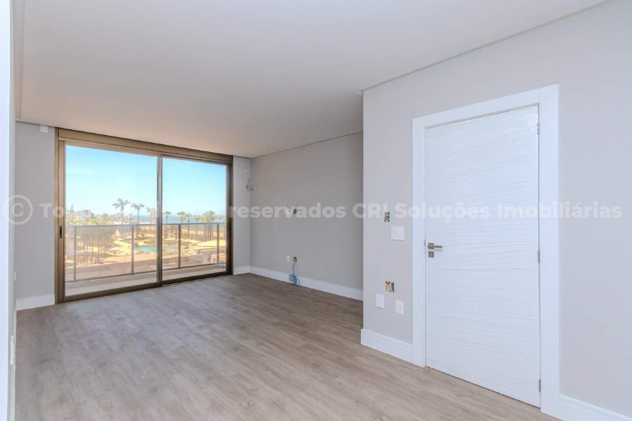 Foto do imóvel Cobertura Triplex de Alto Padrão com 4 Suítes e 4 Vagas de Garagem na Praia Brava – Itajaí