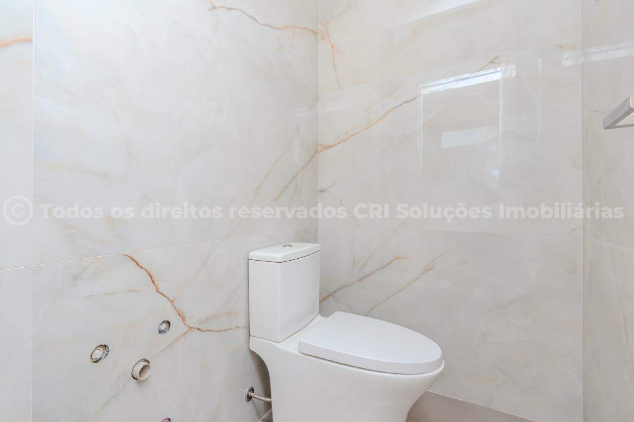 Foto do imóvel Cobertura Triplex de Alto Padrão com 4 Suítes e 4 Vagas de Garagem na Praia Brava – Itajaí