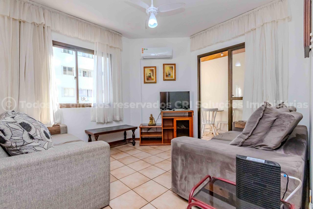 Foto do imóvel Apartamento mobiliado à venda com 2 dormitórios sendo 1 suíte e 1 vaga de garagem no Edifício Orlando José, no centro de Balneário Camboriú