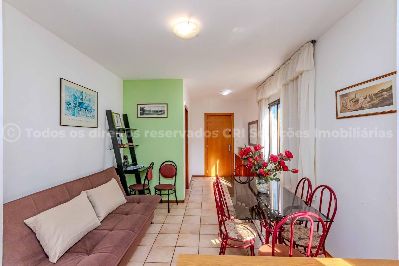 Foto do imóvel Apartamento mobiliado à venda com 2 dormitórios sendo 1 suíte e 1 vaga de garagem no Edifício Orlando José, no centro de Balneário Camboriú