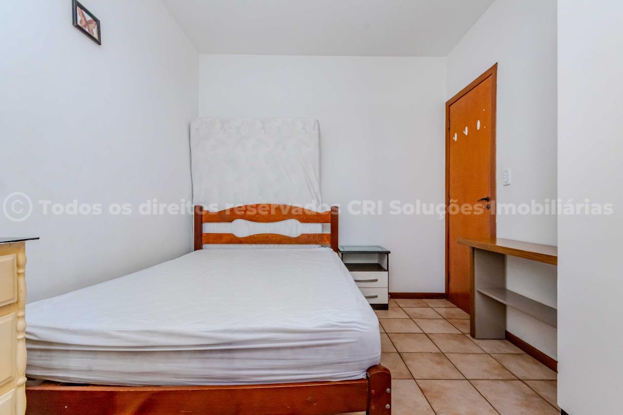 Foto do imóvel Apartamento mobiliado à venda com 2 dormitórios sendo 1 suíte e 1 vaga de garagem no Edifício Orlando José, no centro de Balneário Camboriú