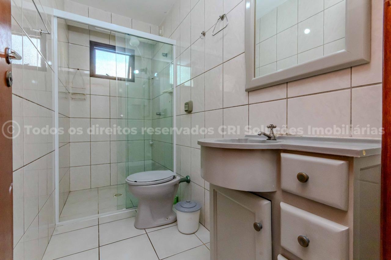Foto do imóvel Apartamento mobiliado à venda com 2 dormitórios sendo 1 suíte e 1 vaga de garagem no Edifício Orlando José, no centro de Balneário Camboriú
