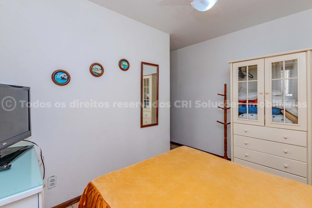 Foto do imóvel Apartamento mobiliado à venda com 2 dormitórios sendo 1 suíte e 1 vaga de garagem no Edifício Orlando José, no centro de Balneário Camboriú