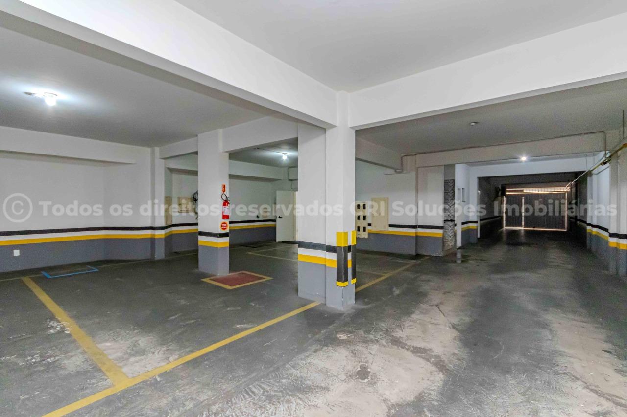 Foto do imóvel Apartamento mobiliado à venda com 2 dormitórios sendo 1 suíte e 1 vaga de garagem no Edifício Orlando José, no centro de Balneário Camboriú