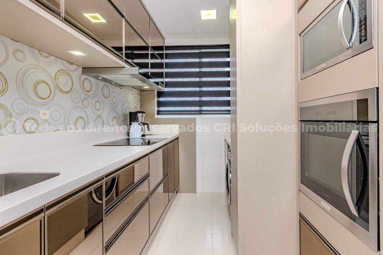 Foto do imóvel Apartamento no Edifício Jardim das Águas no Centro de Itajaí com 2 Quartos, 2 Suítes, Lavabo e 2 Vagas de Garagem, Mobiliado