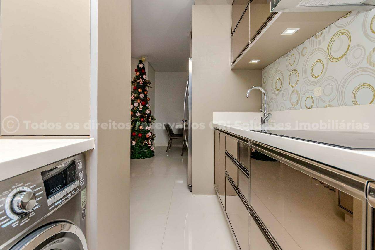 Foto do imóvel Apartamento no Edifício Jardim das Águas no Centro de Itajaí com 2 Quartos, 2 Suítes, Lavabo e 2 Vagas de Garagem, Mobiliado